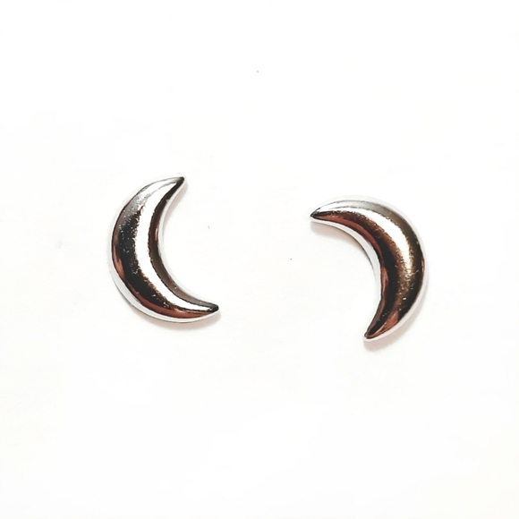 Unbranded Jewelry - 💎 2/$15 NWOT Sterling Silver Crescent Moon Post Back Earrings
